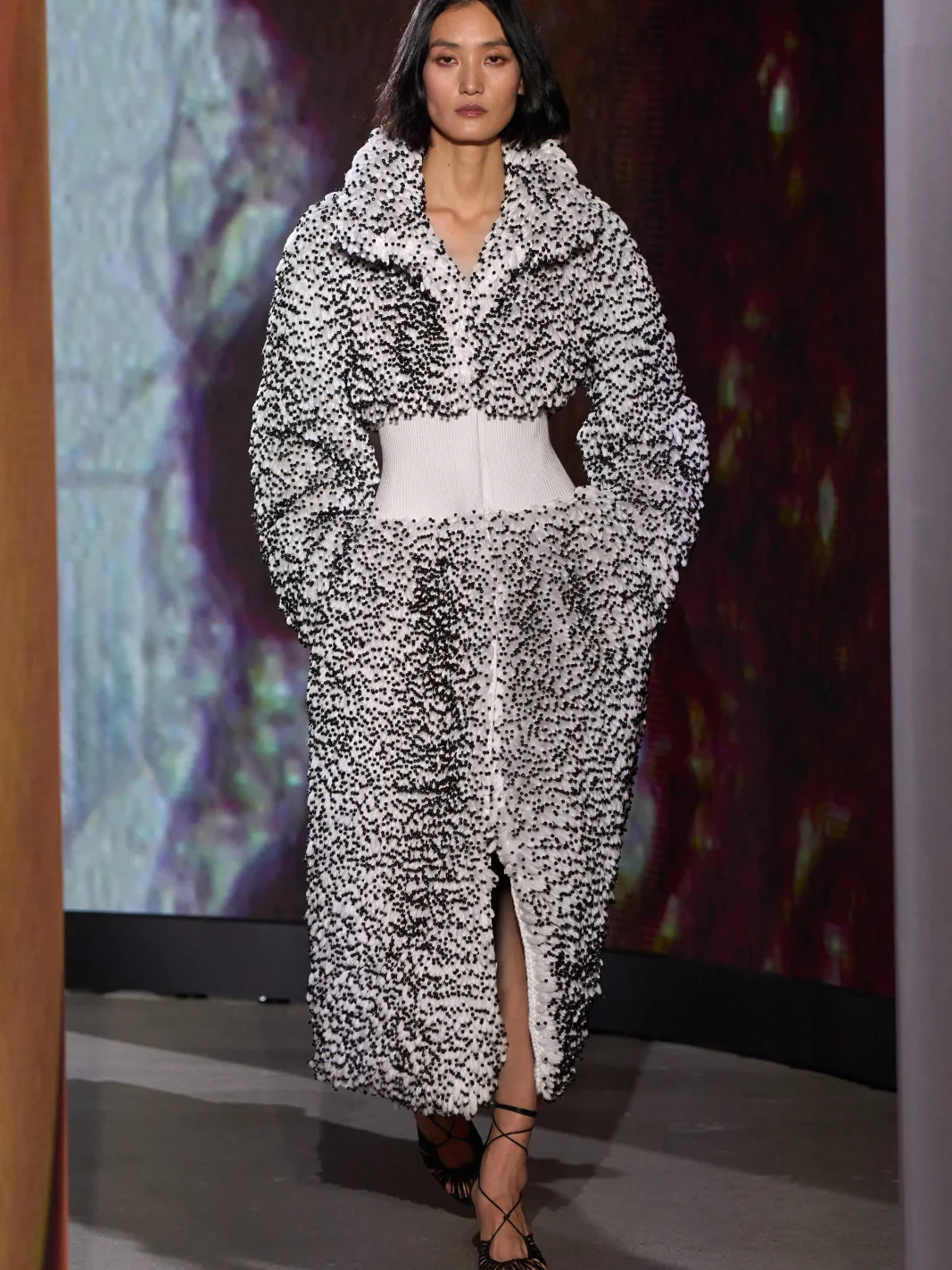 показ Alaïa, весна-лето 2027