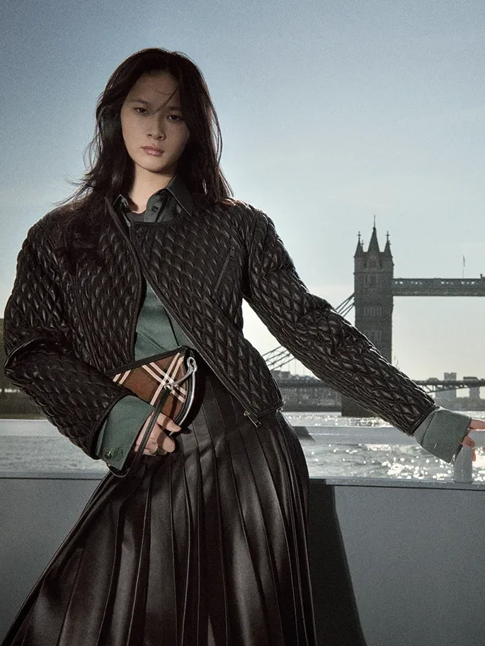 Burberry, берберри, FKA Twigs, Ромео Бекхэм, тренды осень 2026, верхняя одежда тренды