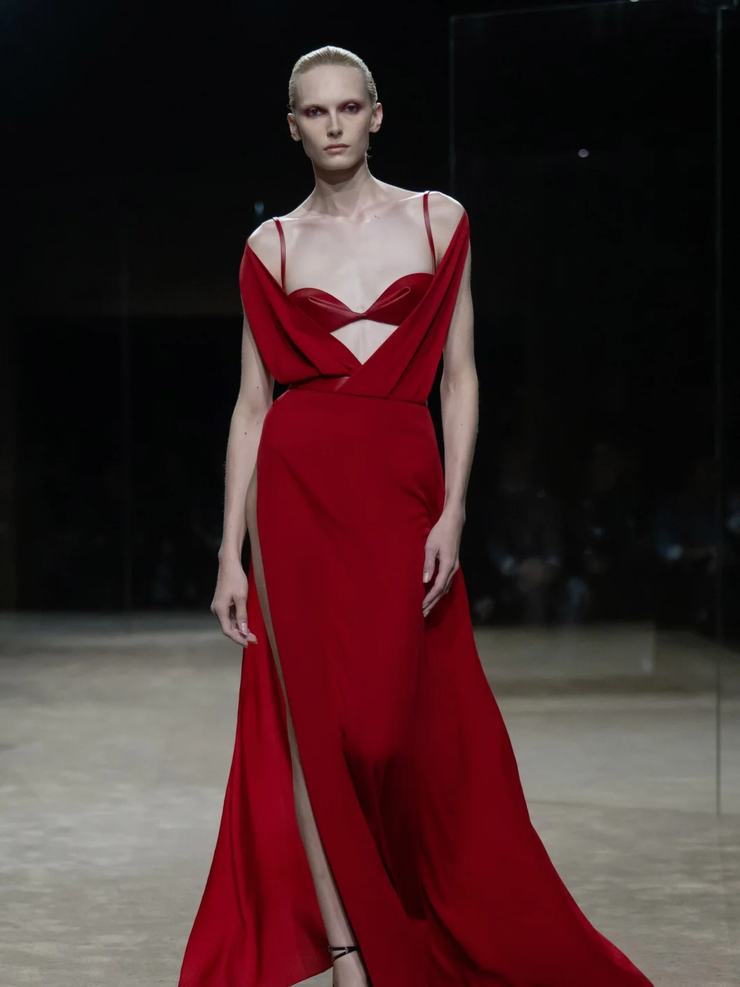 Tom Ford, Том Форд, Неделя моды в Париже, модный показ, весна-лето 2027, ss27, новая коллекция, тренды, Хайдер Аккерман