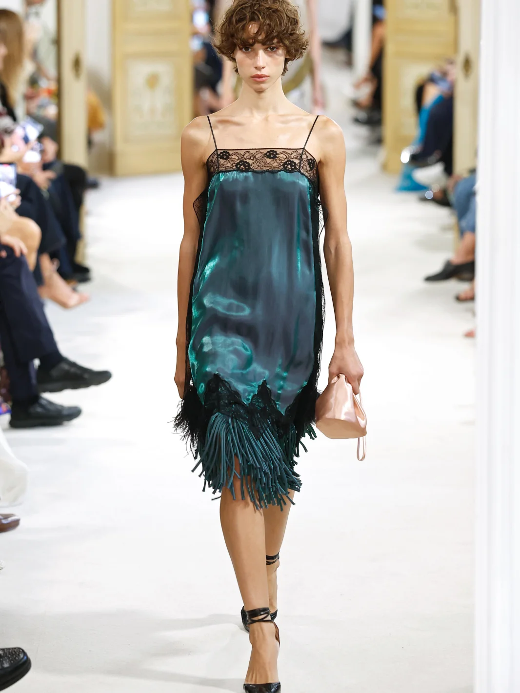 Alberta Ferretti, весна-лето 2027
