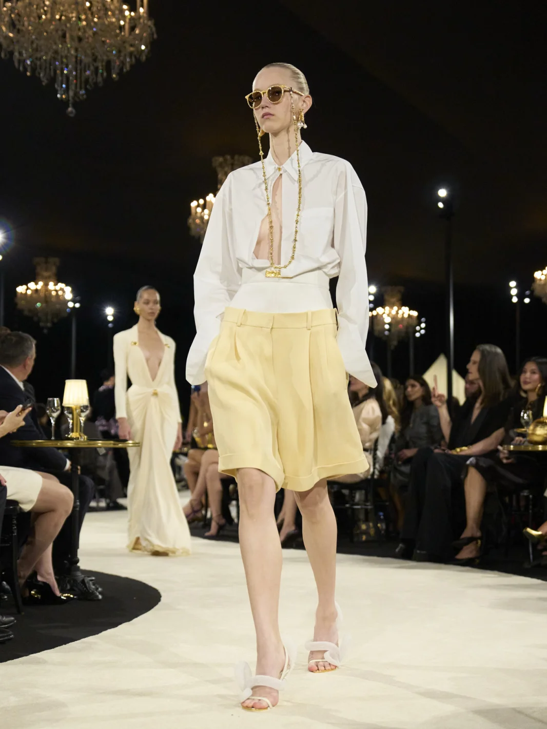 Неделя моды в Париже, Schiaparelli, Скиапарелли, весна-лето 2027, ss27, модный показ, новая коллекция, Надя Ли Коэн, Тейт Макрей