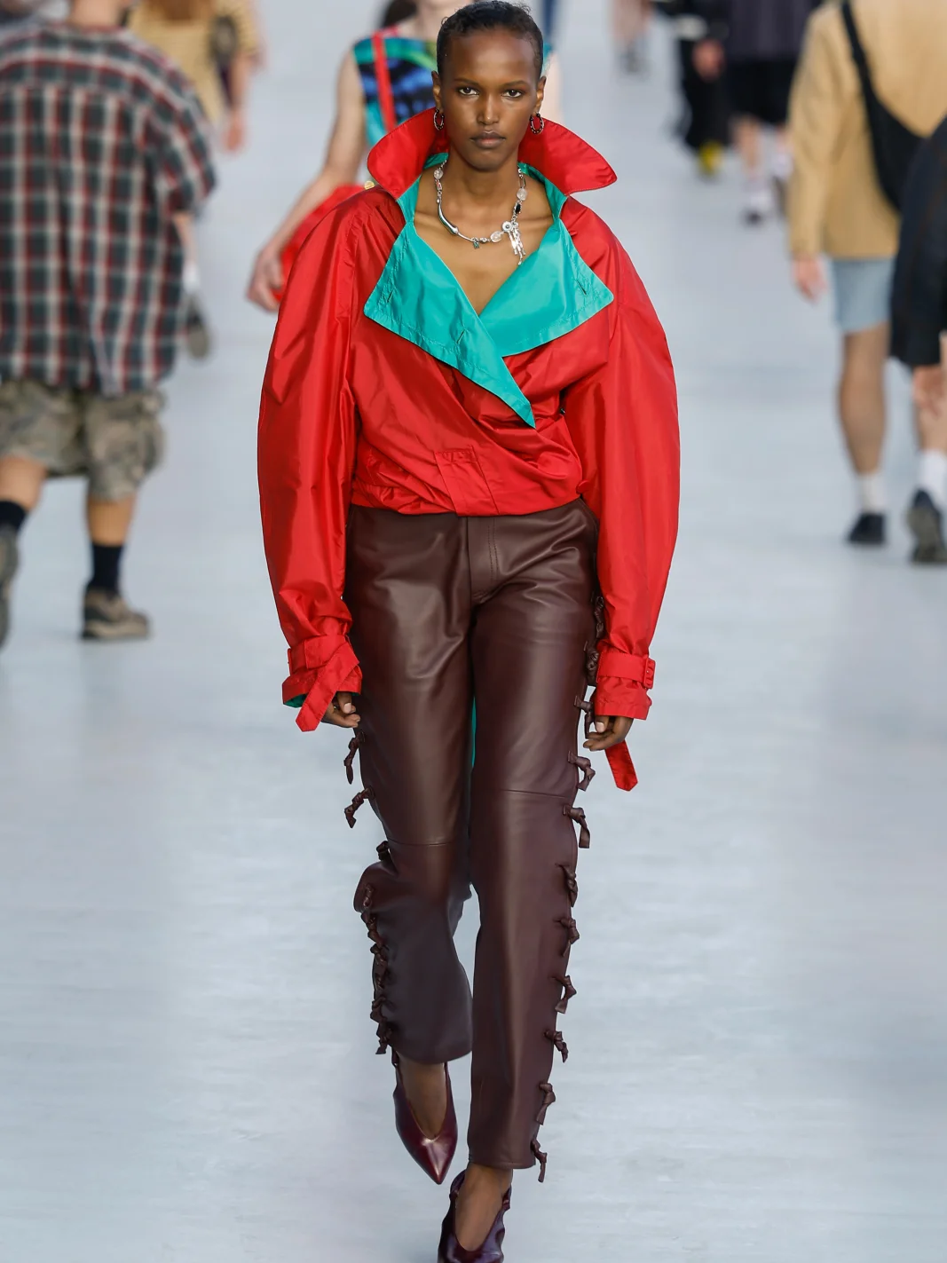 Moschino, весна-лето 2026