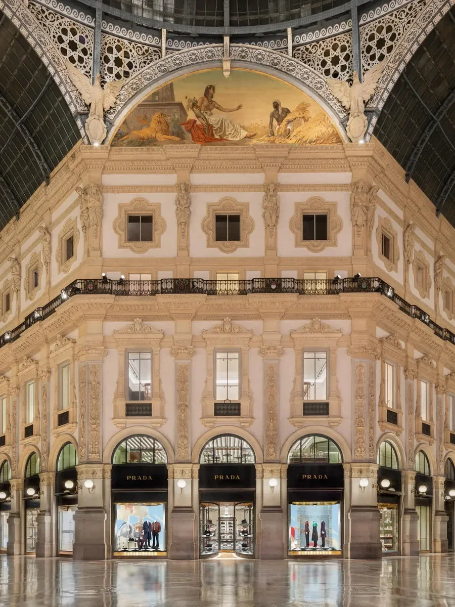 Prada, прада, Prada Galleria, Милан, Галерея Виктора Эммануила II, магазины, открытия, бутик, Pradasphere