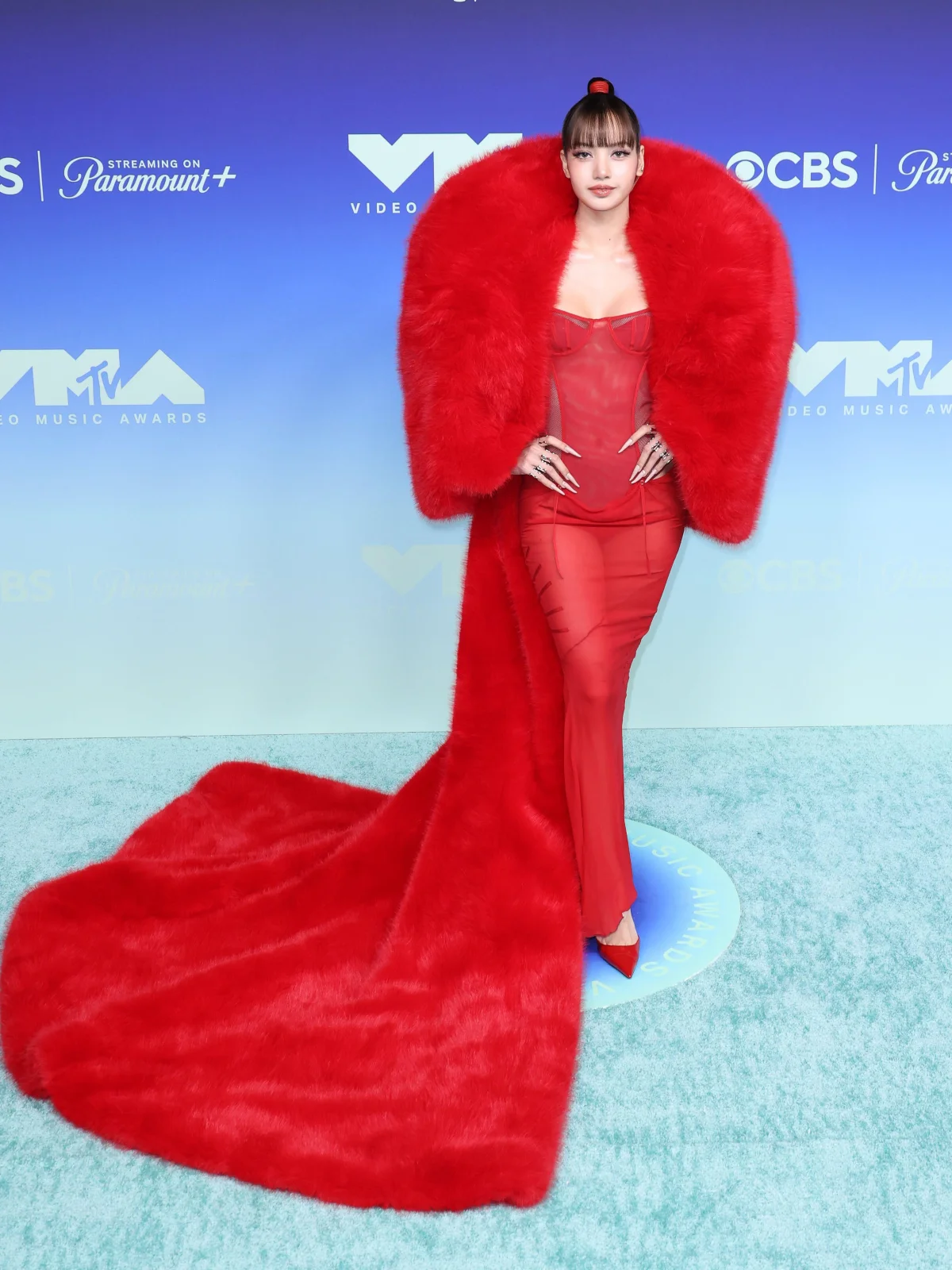 MTV VMA 2026, премия, победители, номинации, кто участвовал, образы звезд, ковровая дорожка, кто победил, где проходила, мадонна, Тейлор свифт