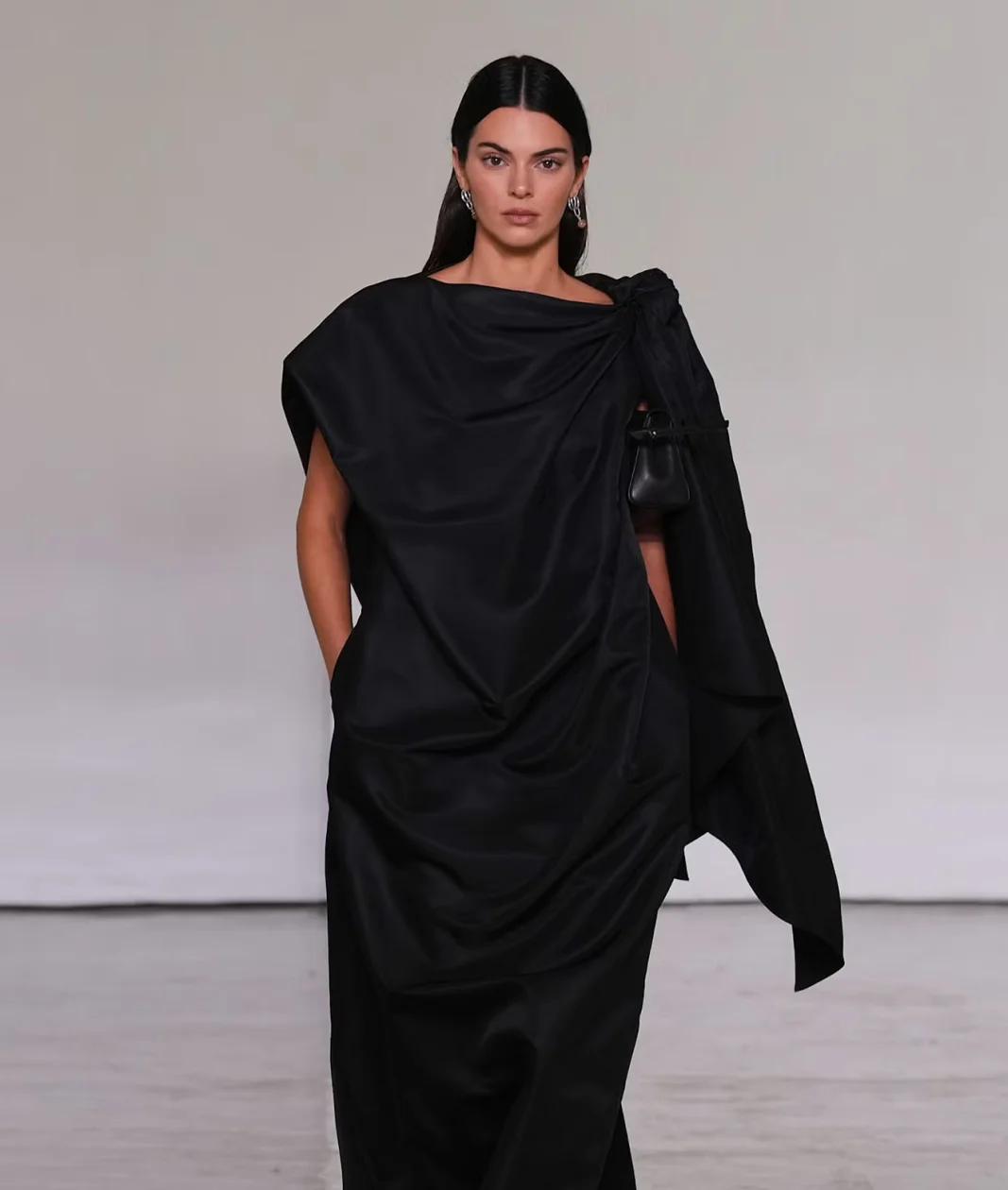 Новая повседневность: как прошел показ Bottega Veneta весна-лето 2027
