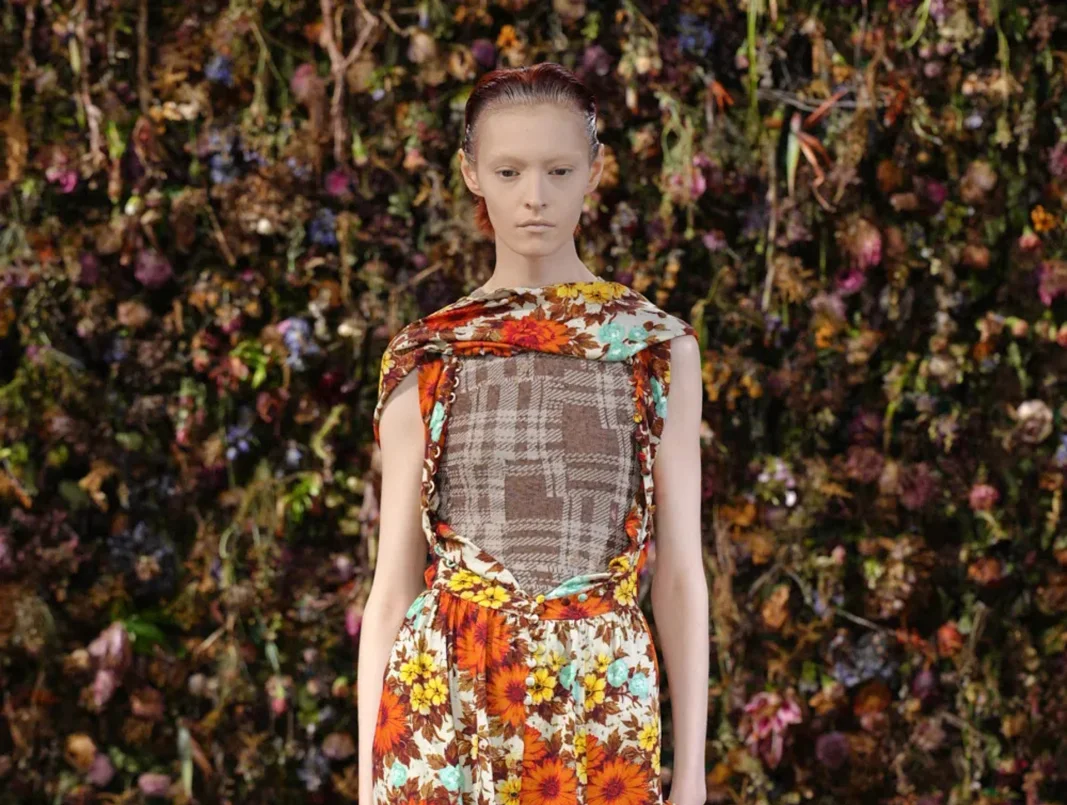 Тысяча и один цветок: как прошел показ Maison Margiela весна-лето 2027